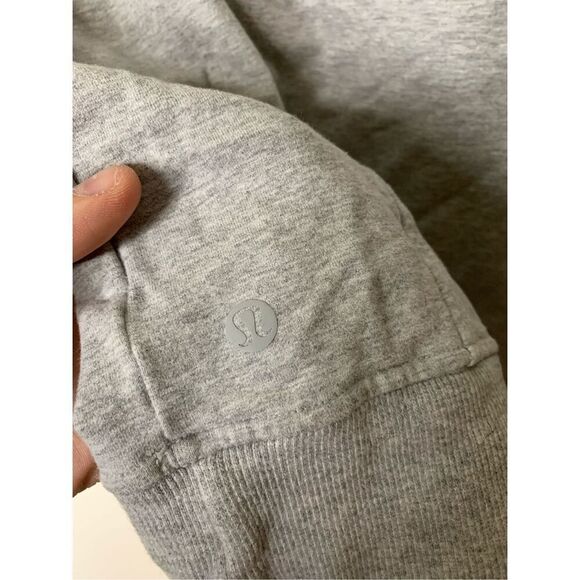 Lululemon Scuba Crew Heathered Core Light Grey sweatshirt women's size 8 W3CB2S - Picture 3 of 4